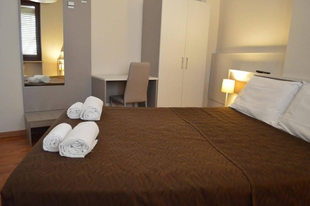 Hotel Arena *